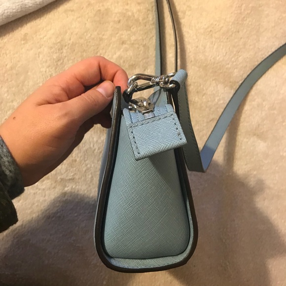 Authentic Michael Kors blue cross body - Picture 2 of 6